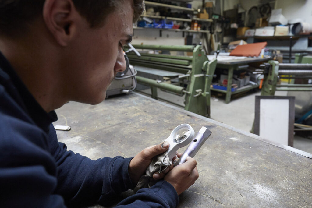 Reportage, Odilien-Insitut, Arbeitsassistenz, Hilfsmittel